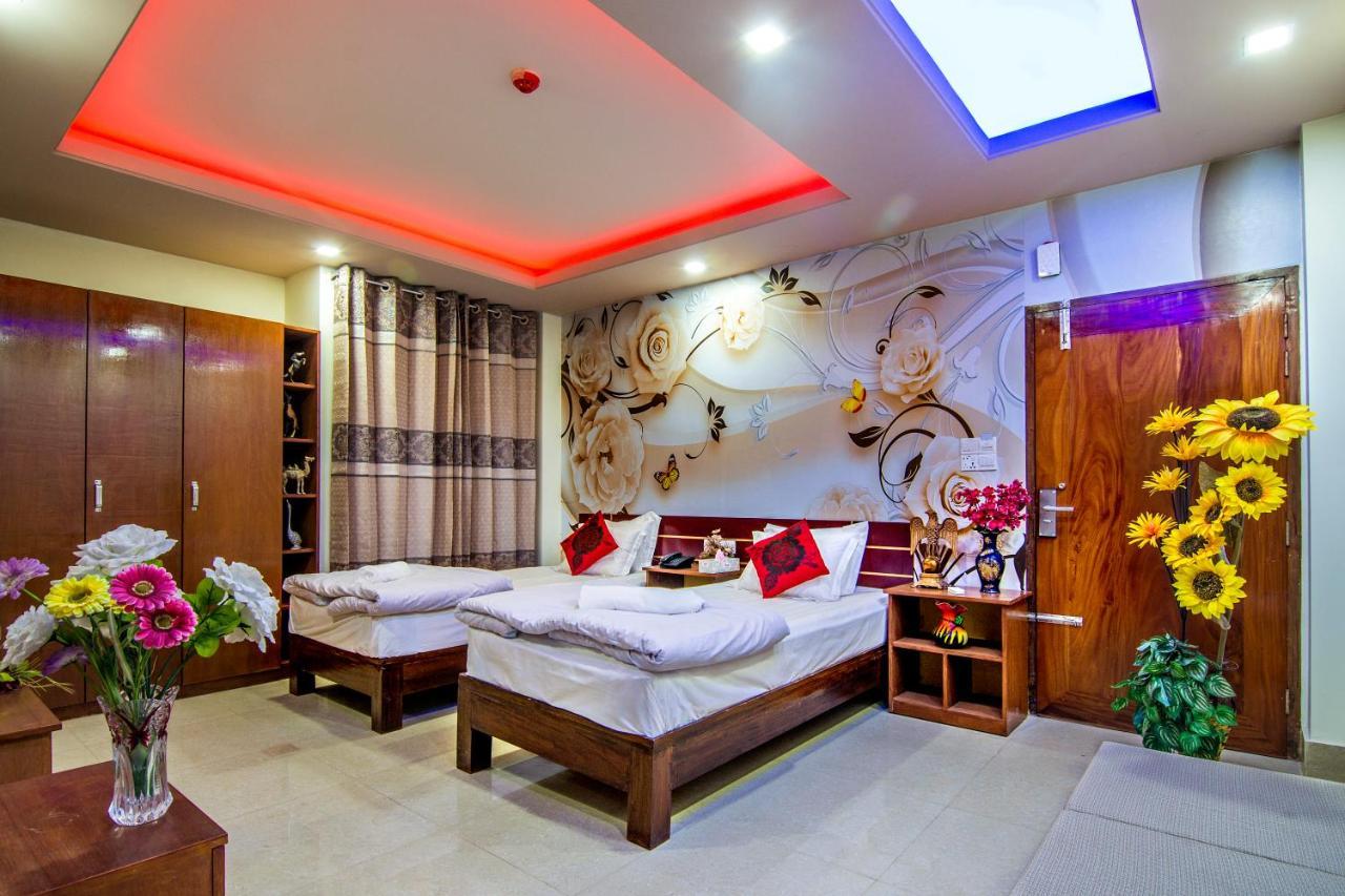 Hotel Pushpo Bilash Khulna Екстериор снимка