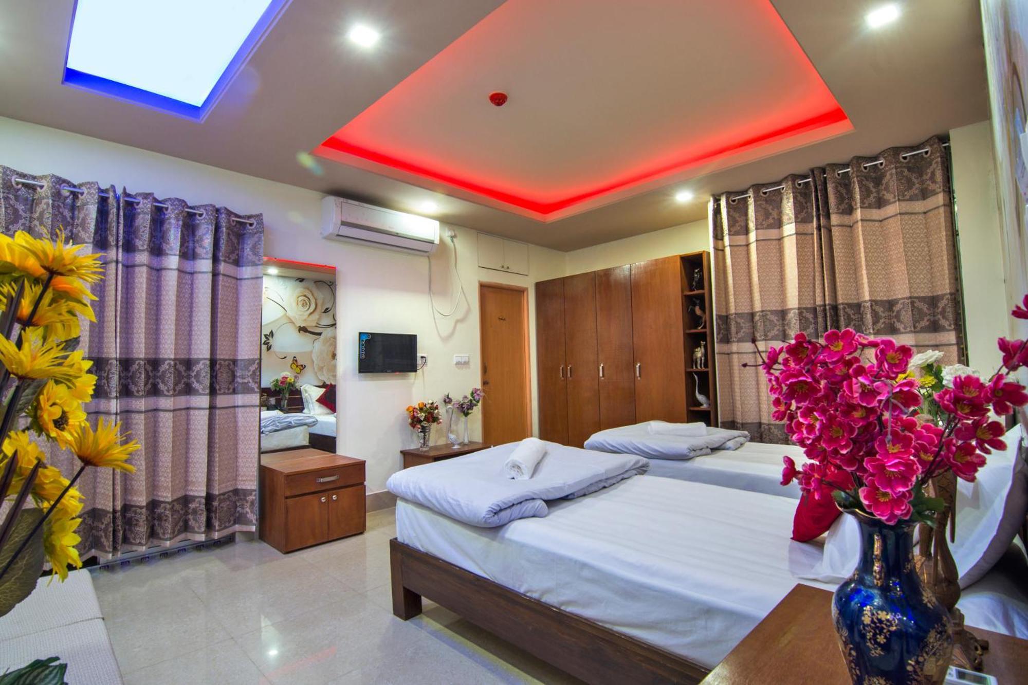Hotel Pushpo Bilash Khulna Екстериор снимка