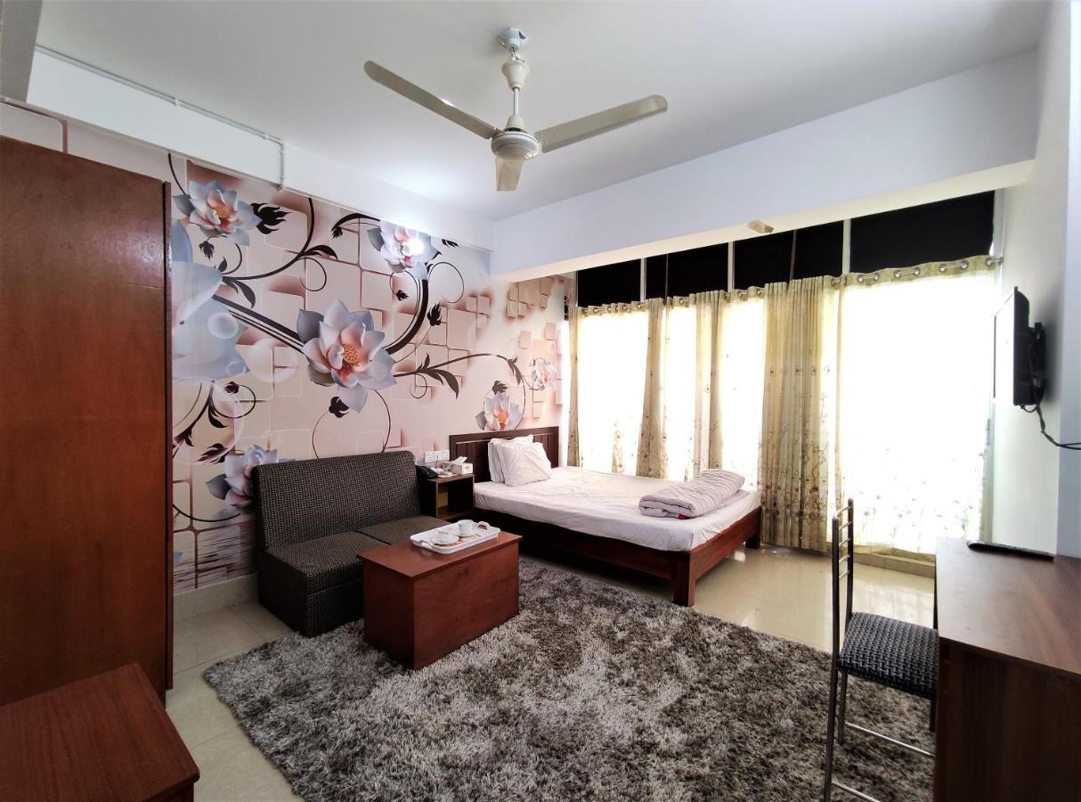 Hotel Pushpo Bilash Khulna Екстериор снимка